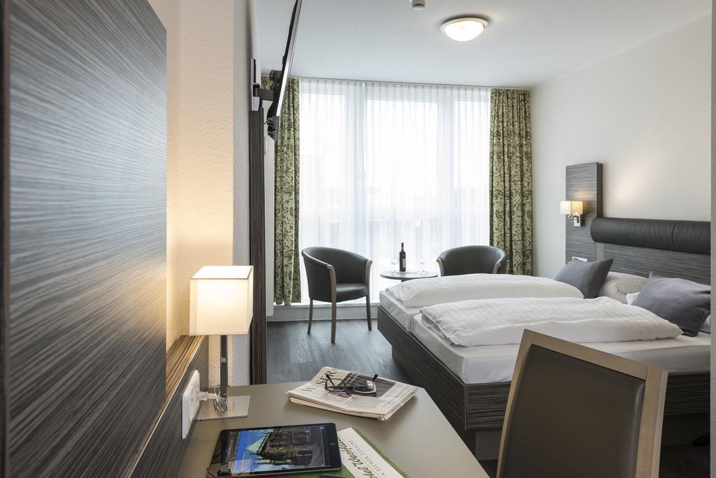 Hotel Westfalia เบรเมน ภายนอก รูปภาพ