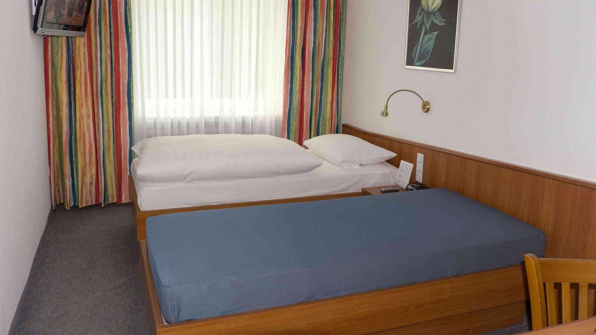 Hotel Westfalia เบรเมน ภายนอก รูปภาพ