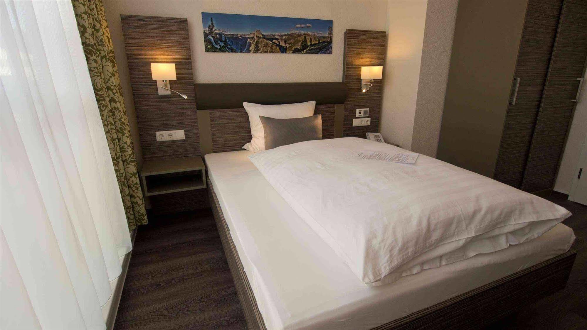 Hotel Westfalia เบรเมน ภายนอก รูปภาพ