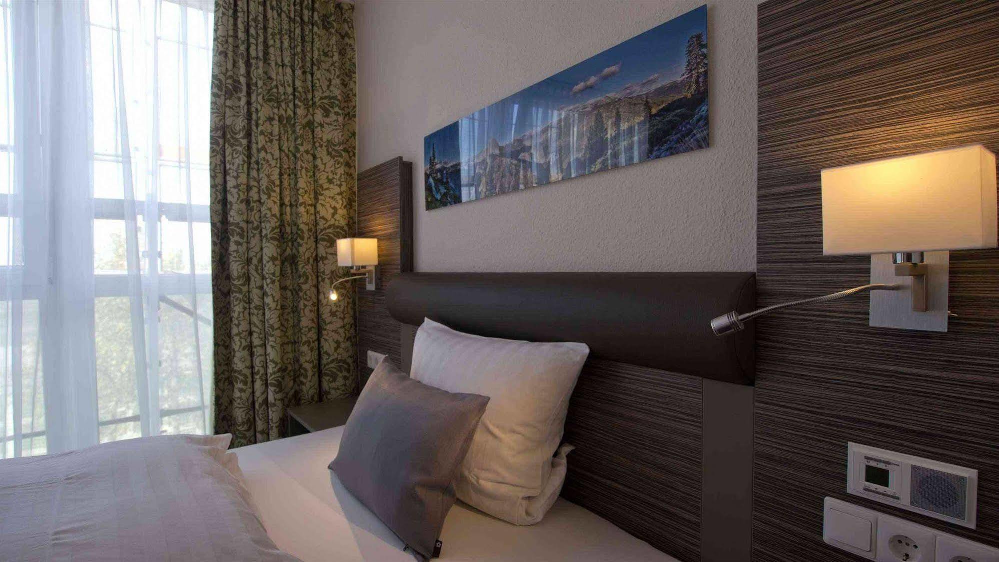 Hotel Westfalia เบรเมน ภายนอก รูปภาพ