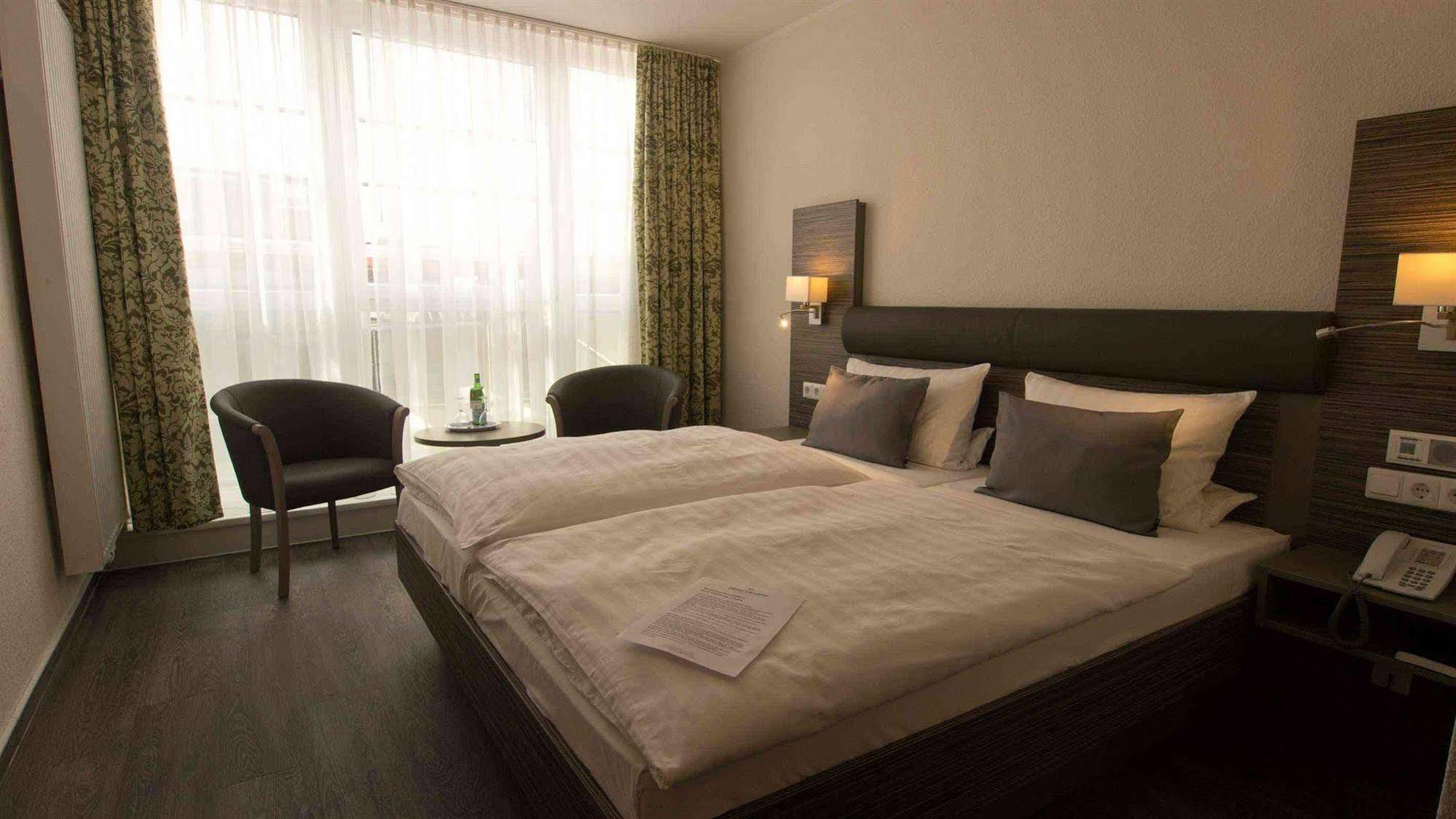 Hotel Westfalia เบรเมน ภายนอก รูปภาพ